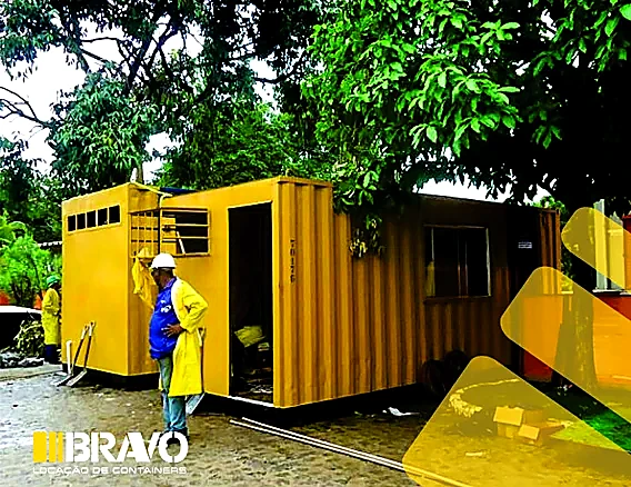Containers Bravo no canteiro